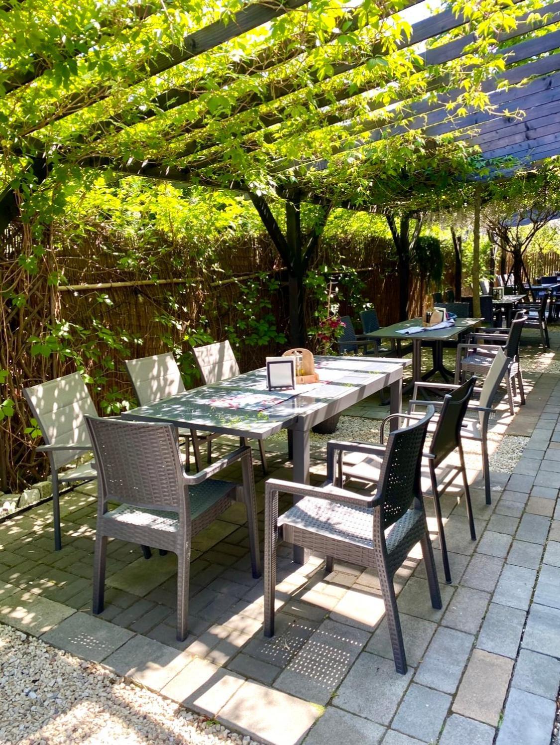 Old Tree Home & Restaurant Oswiecim Exterior photo